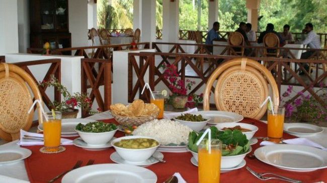 Hibiscus Garden Hotel Tissamaharama Restoran fotoğraf