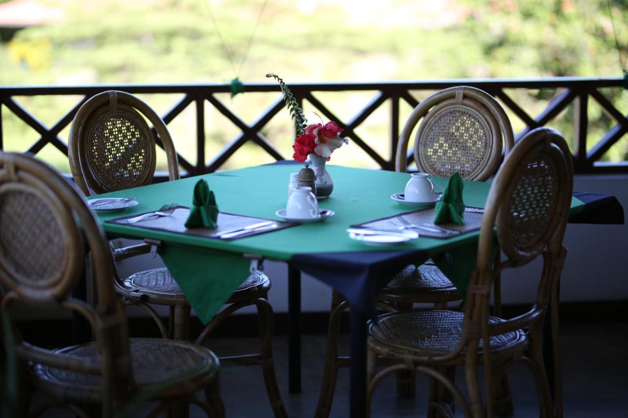 Hibiscus Garden Hotel Tissamaharama Dış mekan fotoğraf